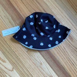 Alice + Olivia Bucket Hat, one Sz. Reversible